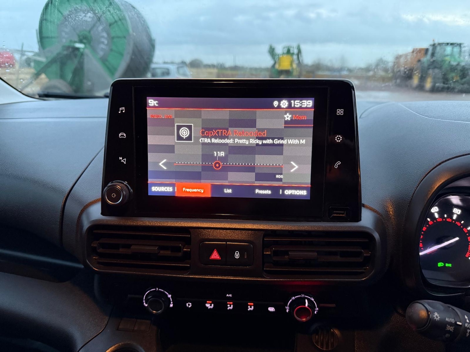 Used Citroen Berlingo 2020 for sale - 77980171: Photo 8