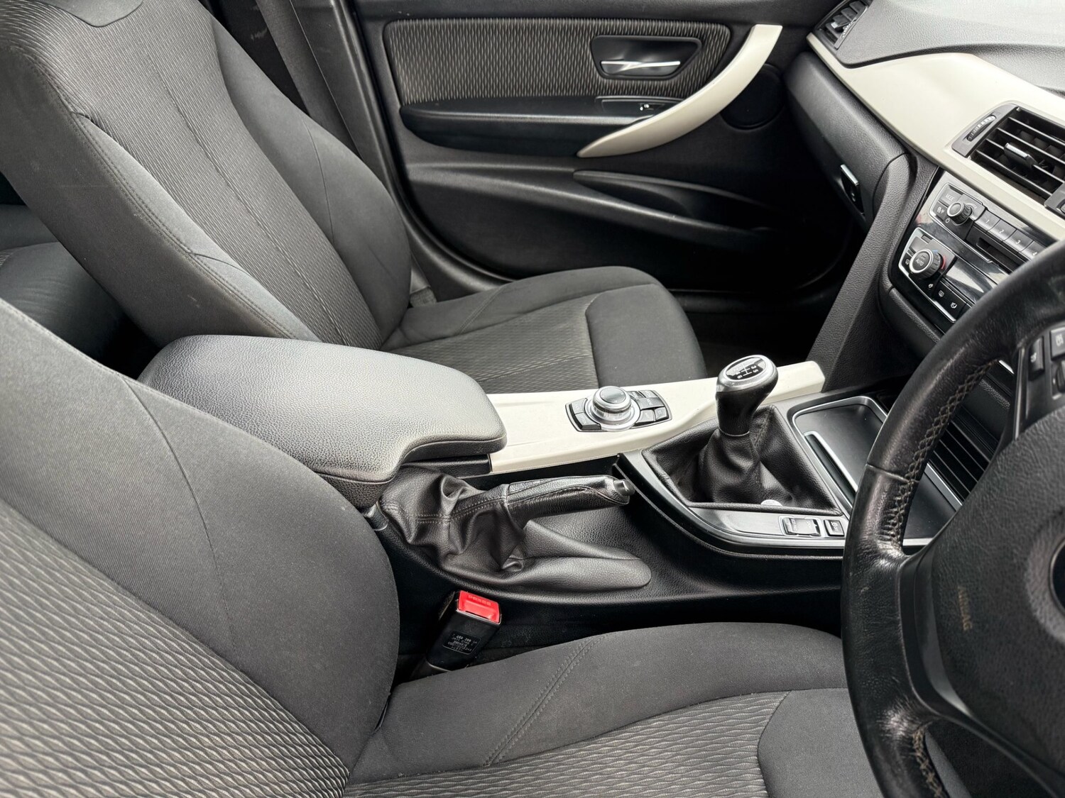 Used BMW 3 Series 2015 for sale - 77617166: Photo 18