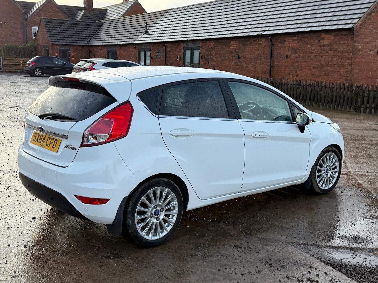 Used Ford Fiesta 2015 for sale - 77622593: Photo 5