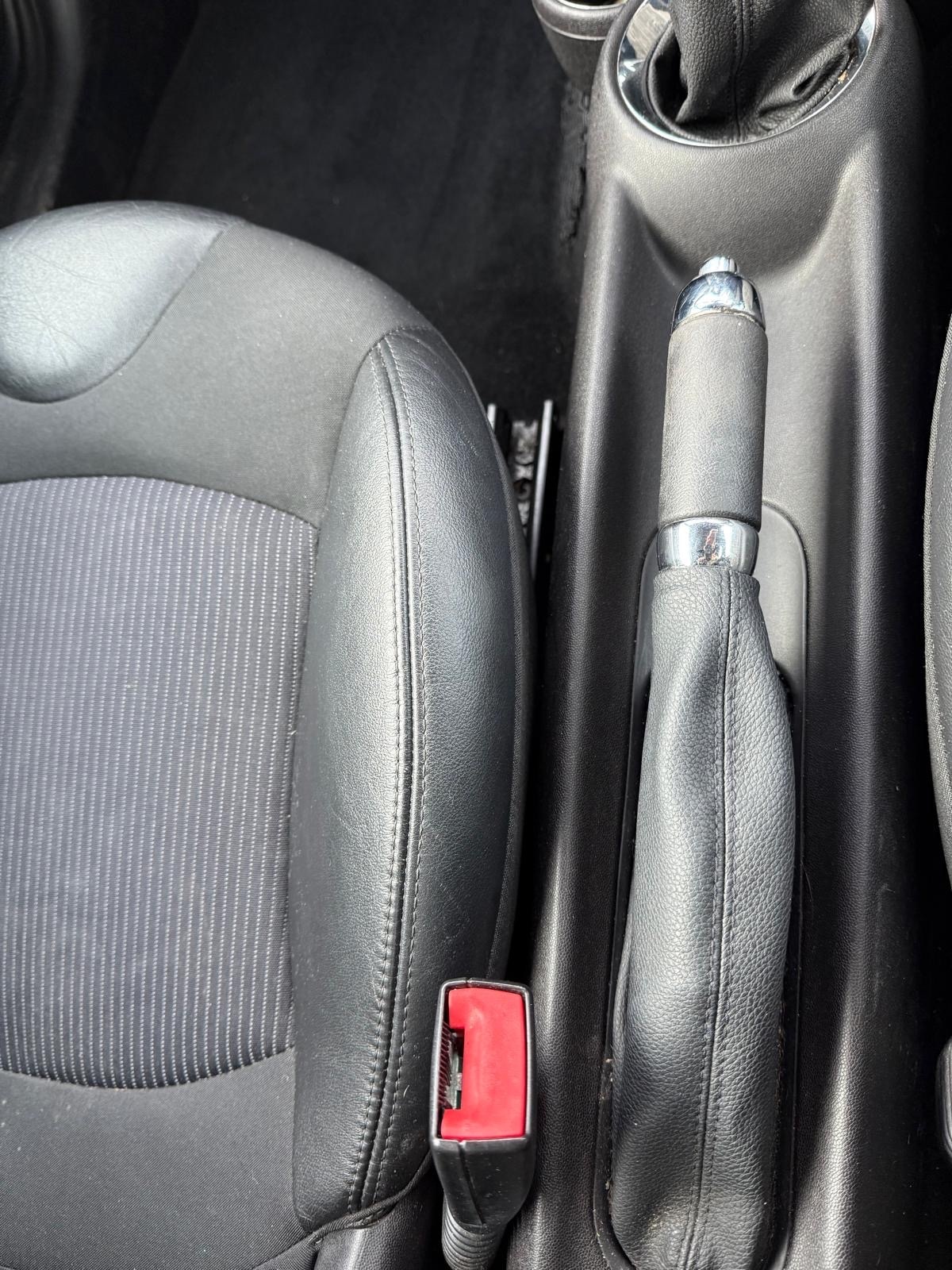 Used MINI Convertible 2011 for sale - 77629444: Photo 18