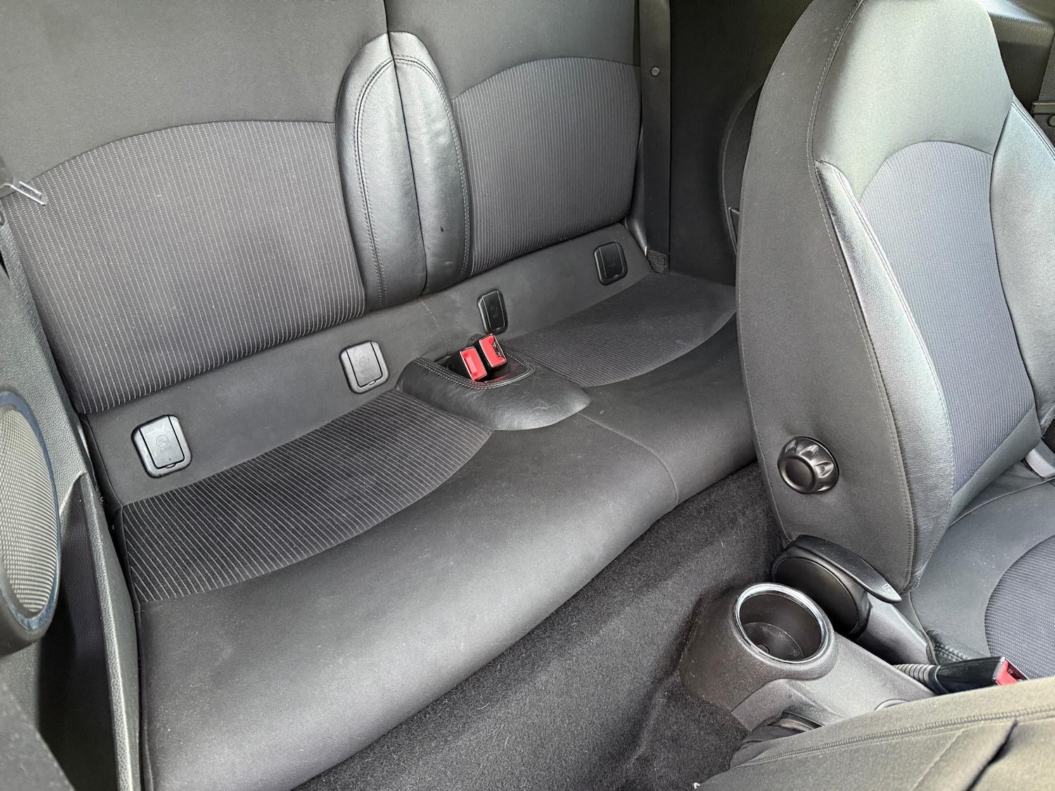 Used MINI Convertible 2011 for sale - 77629444: Photo 20