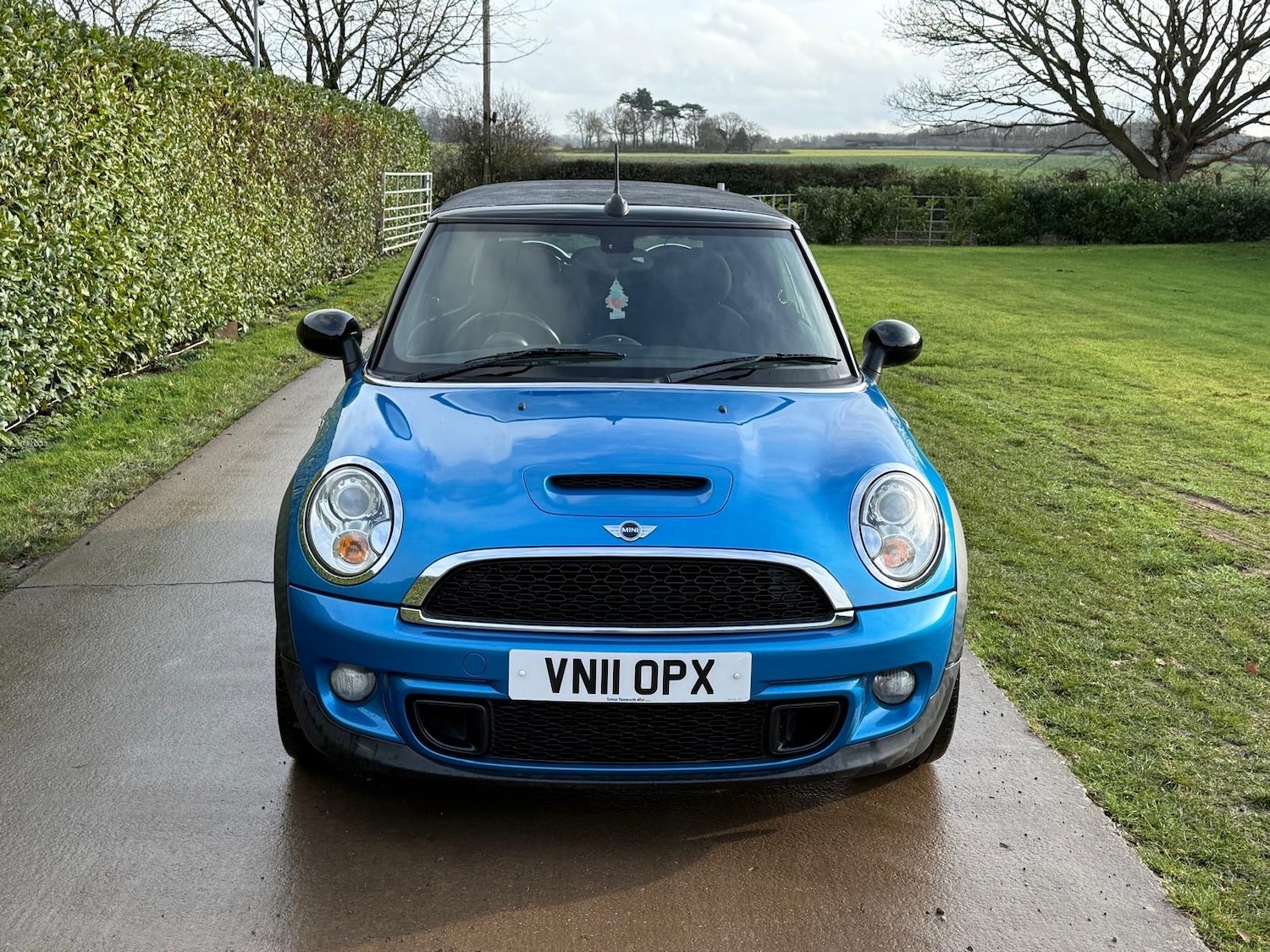 Used MINI Convertible 2011 for sale - 77629444: Photo 3
