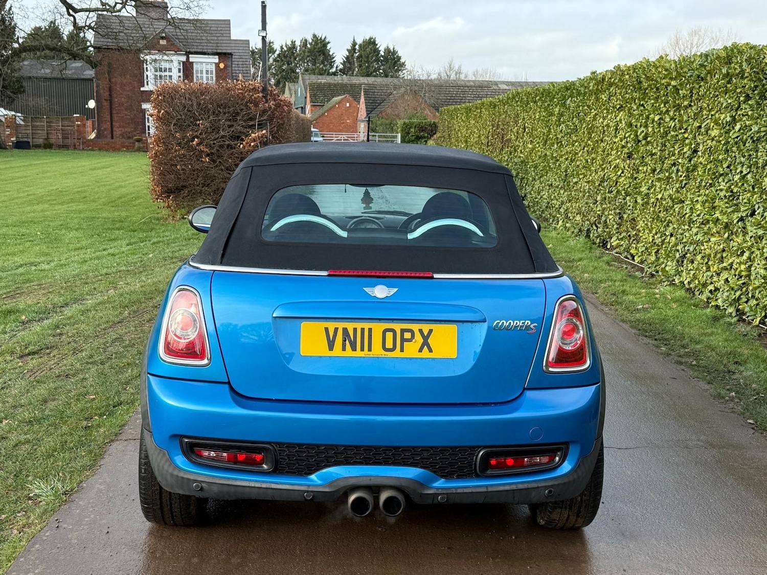 Used MINI Convertible 2011 for sale - 77629444: Photo 6