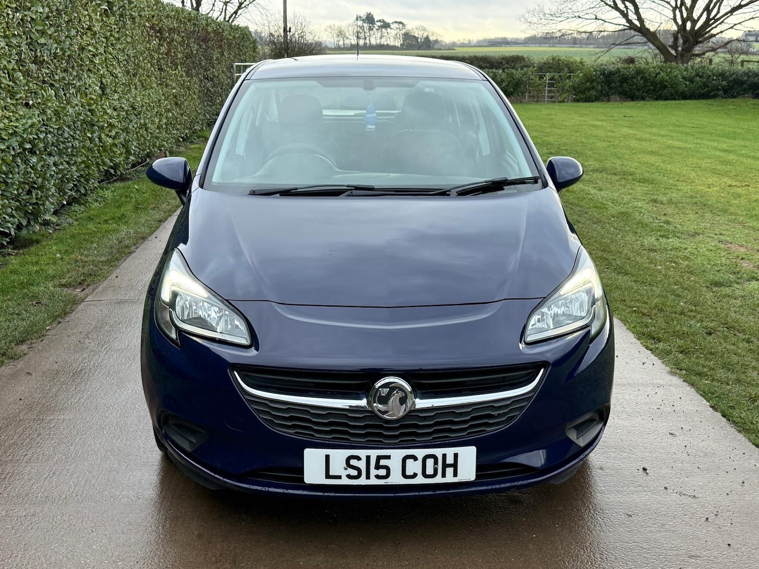 Used Vauxhall Corsa 2015 for sale - 77629433: Photo 2
