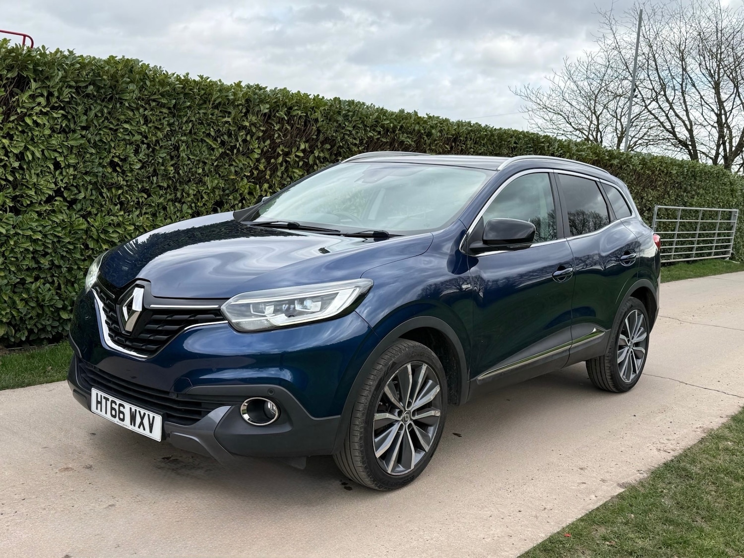 Used Renault Kadjar 2017 for sale - 77640228: Photo 1