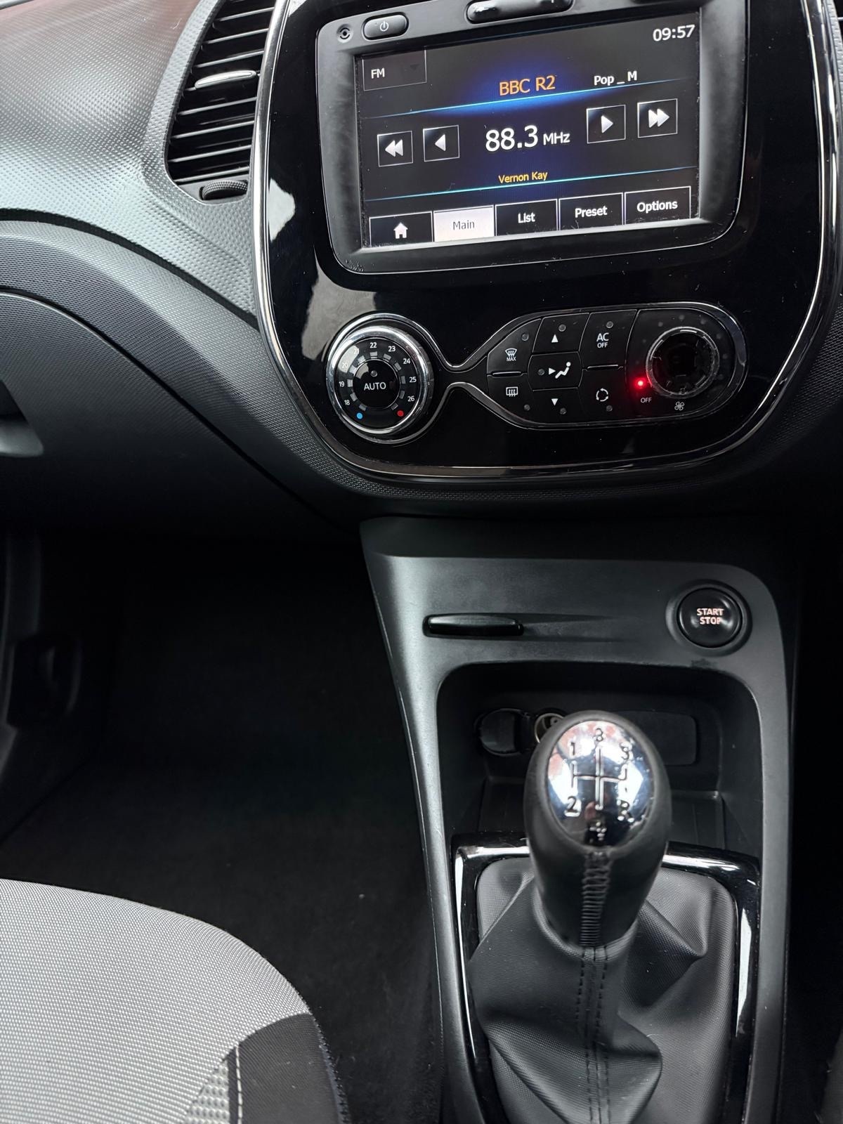 Used Renault Captur 2014 for sale - 77622594: Photo 12