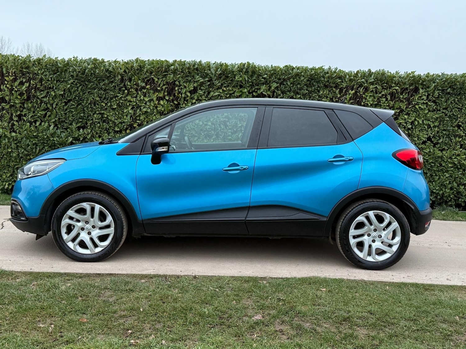 Used Renault Captur 2014 for sale - 77622594: Photo 4