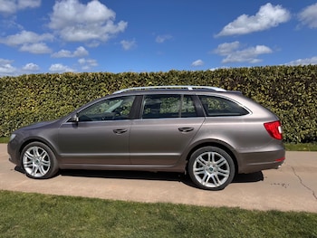 Skoda Superb feature image