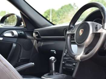 Used Porsche 911 2010 for sale - 75115218: Photo