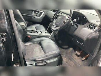 Used Land Rover Discovery Sport 2018 for sale - 77523572: Photo