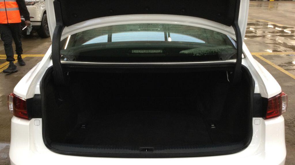 Used Lexus IS 2015 for sale - 77155369: Photo 12