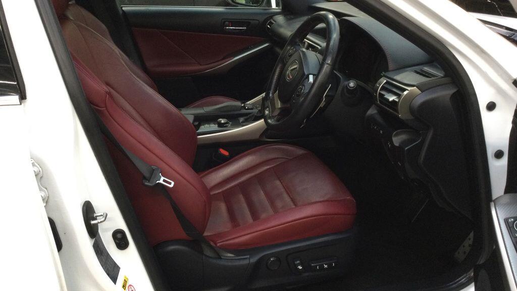 Used Lexus IS 2015 for sale - 77155369: Photo 3