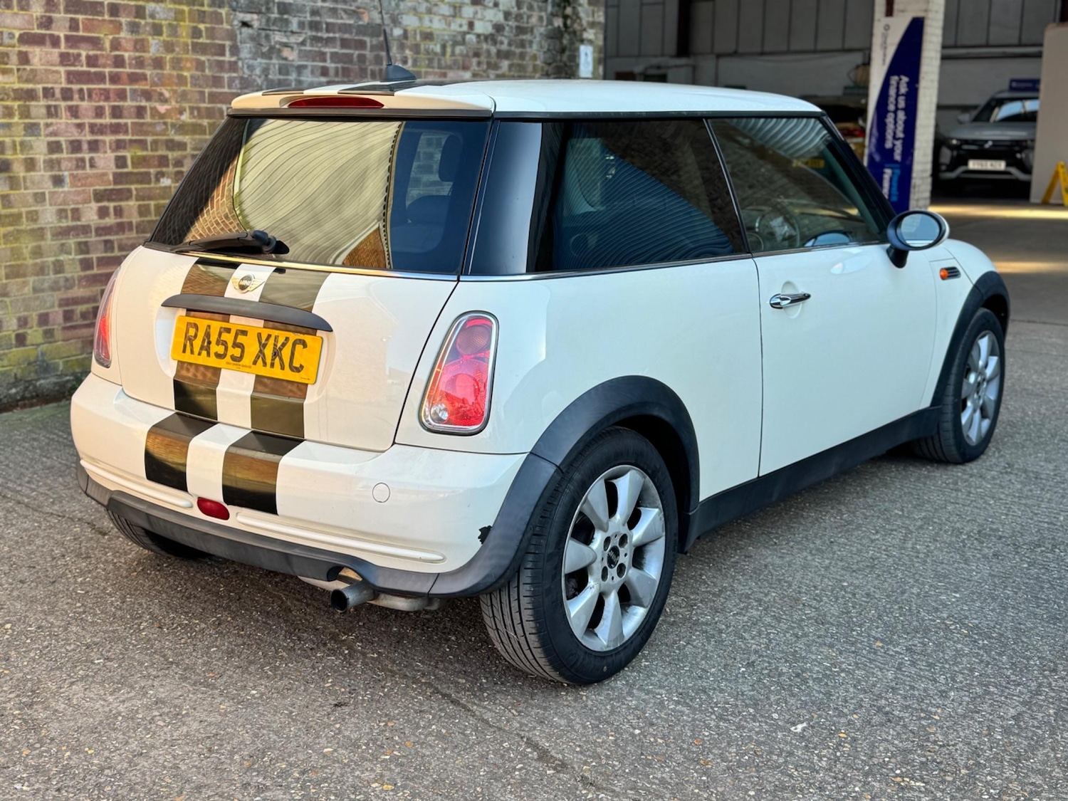 Used MINI Hatch 2005 for sale - 76326047: Photo 5