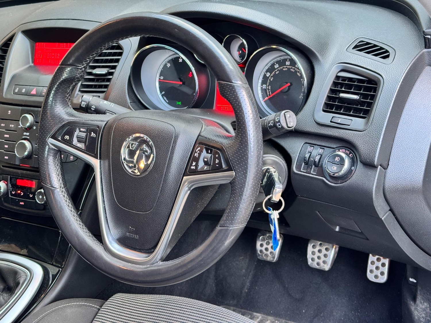 Used Vauxhall Insignia 2011 for sale - 77074388: Photo 19