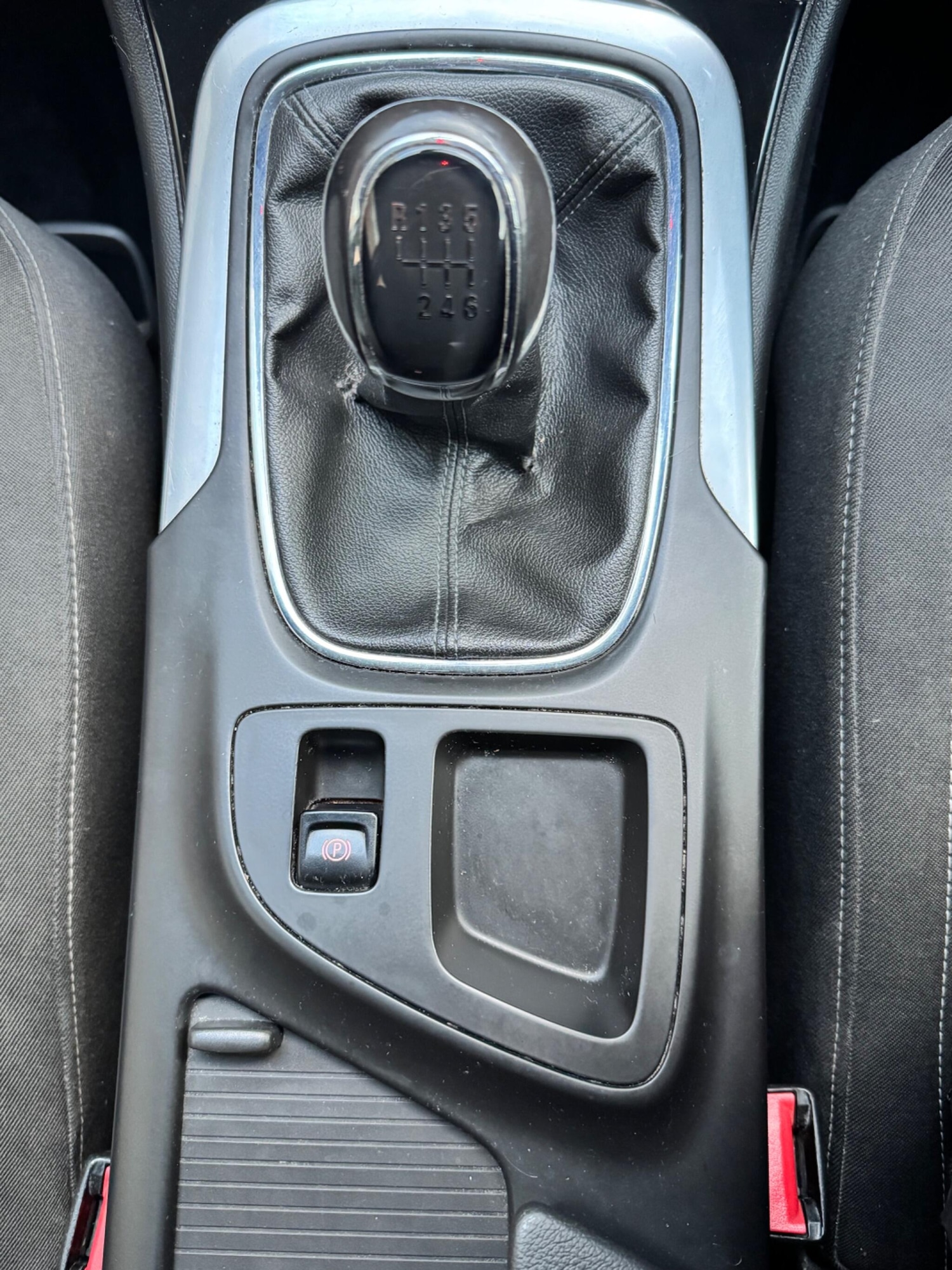 Used Vauxhall Insignia 2011 for sale - 77074388: Photo 24