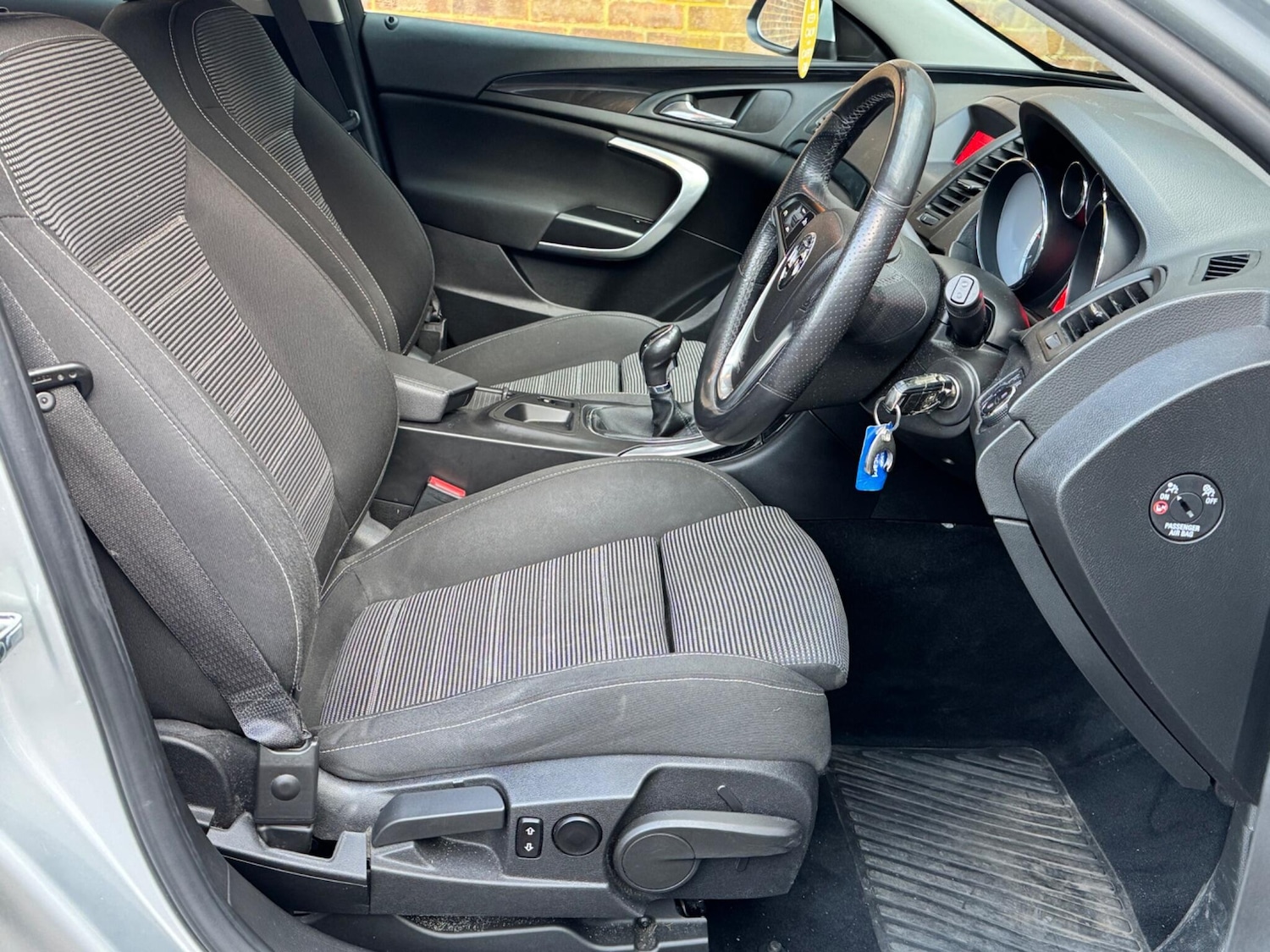 Used Vauxhall Insignia 2011 for sale - 77074388: Photo 3