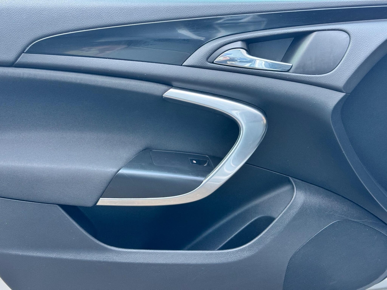 Used Vauxhall Insignia 2011 for sale - 77074388: Photo 32