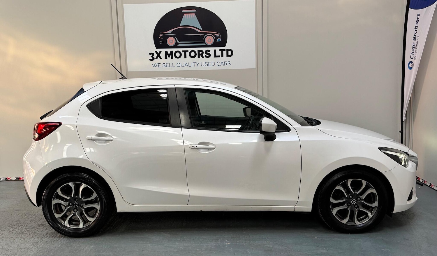 Used Mazda Mazda2 2016 for sale - 76327397: Photo 15