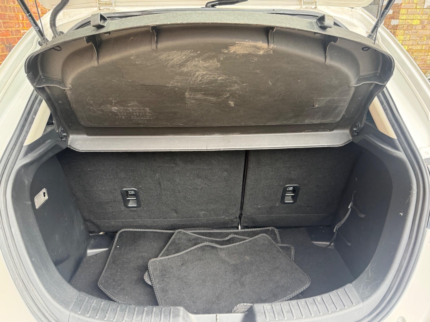 Used Mazda Mazda2 2016 for sale - 76327397: Photo 22