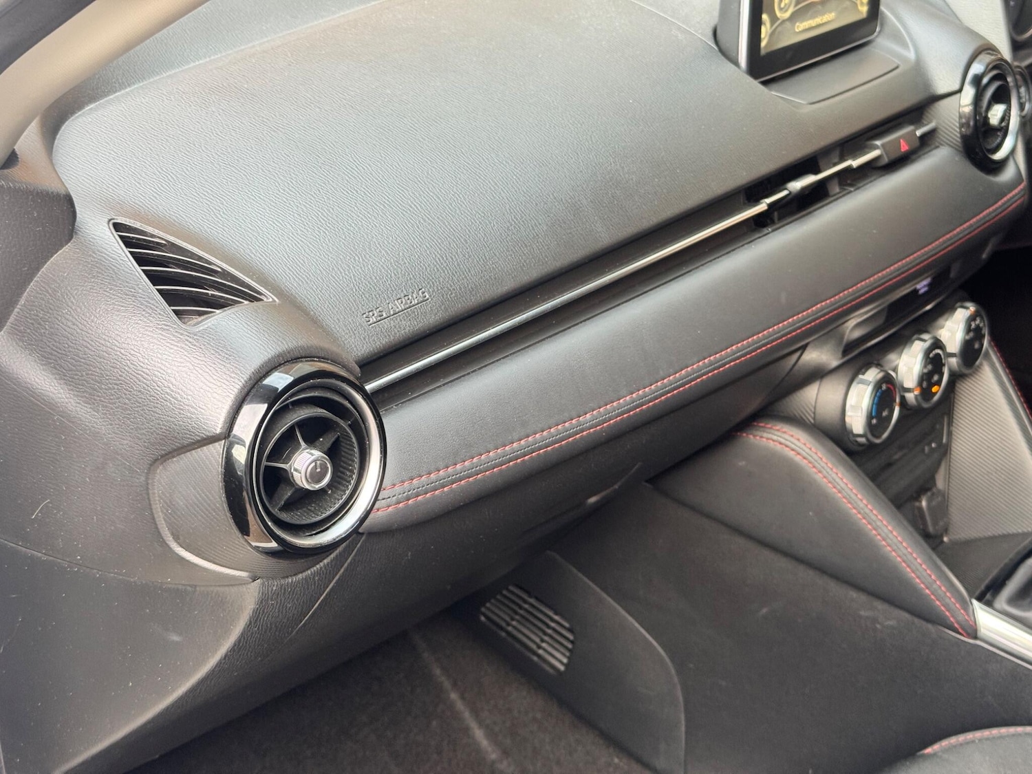 Used Mazda Mazda2 2016 for sale - 76327397: Photo 27