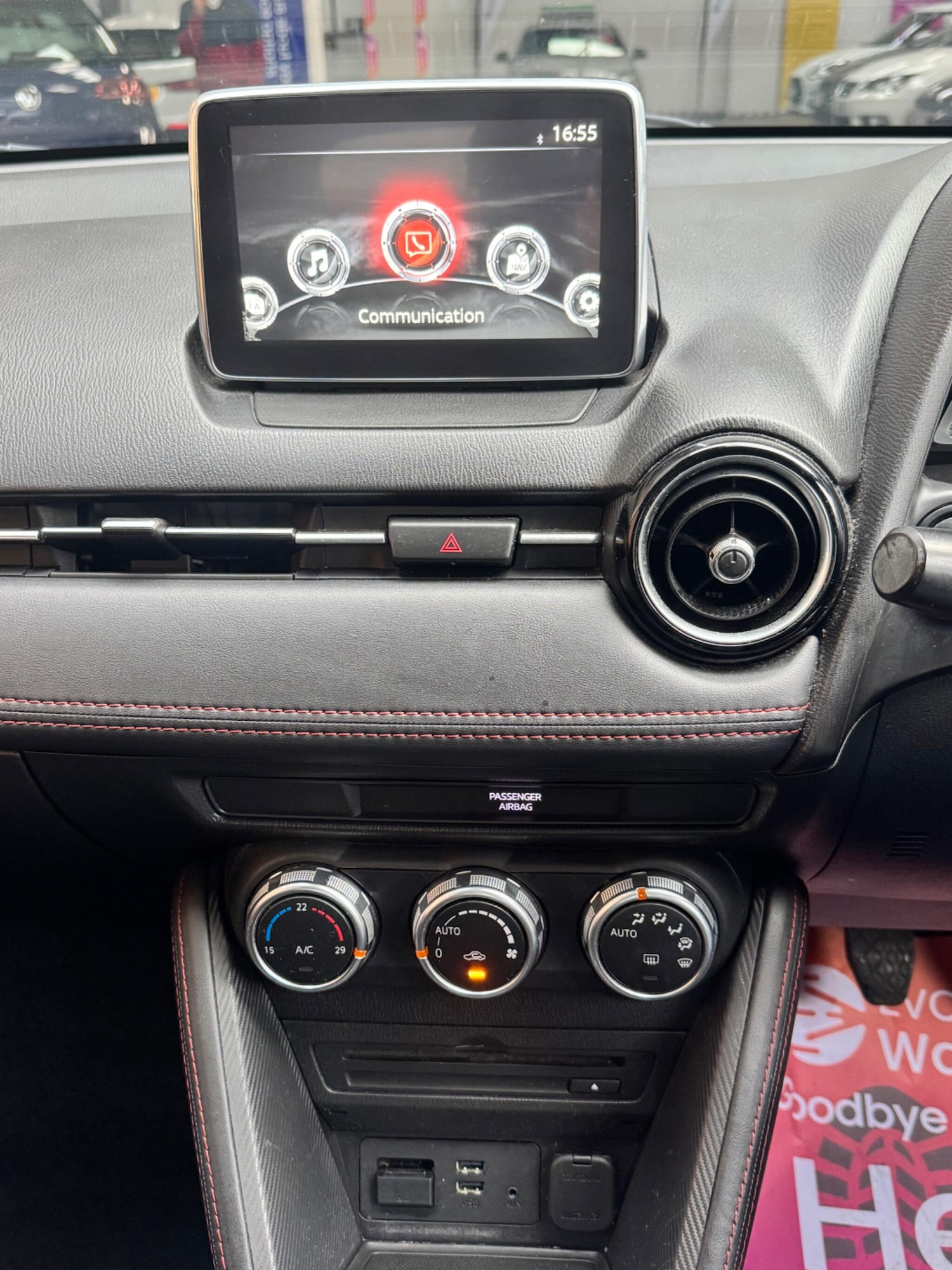 Used Mazda Mazda2 2016 for sale - 76327397: Photo 29