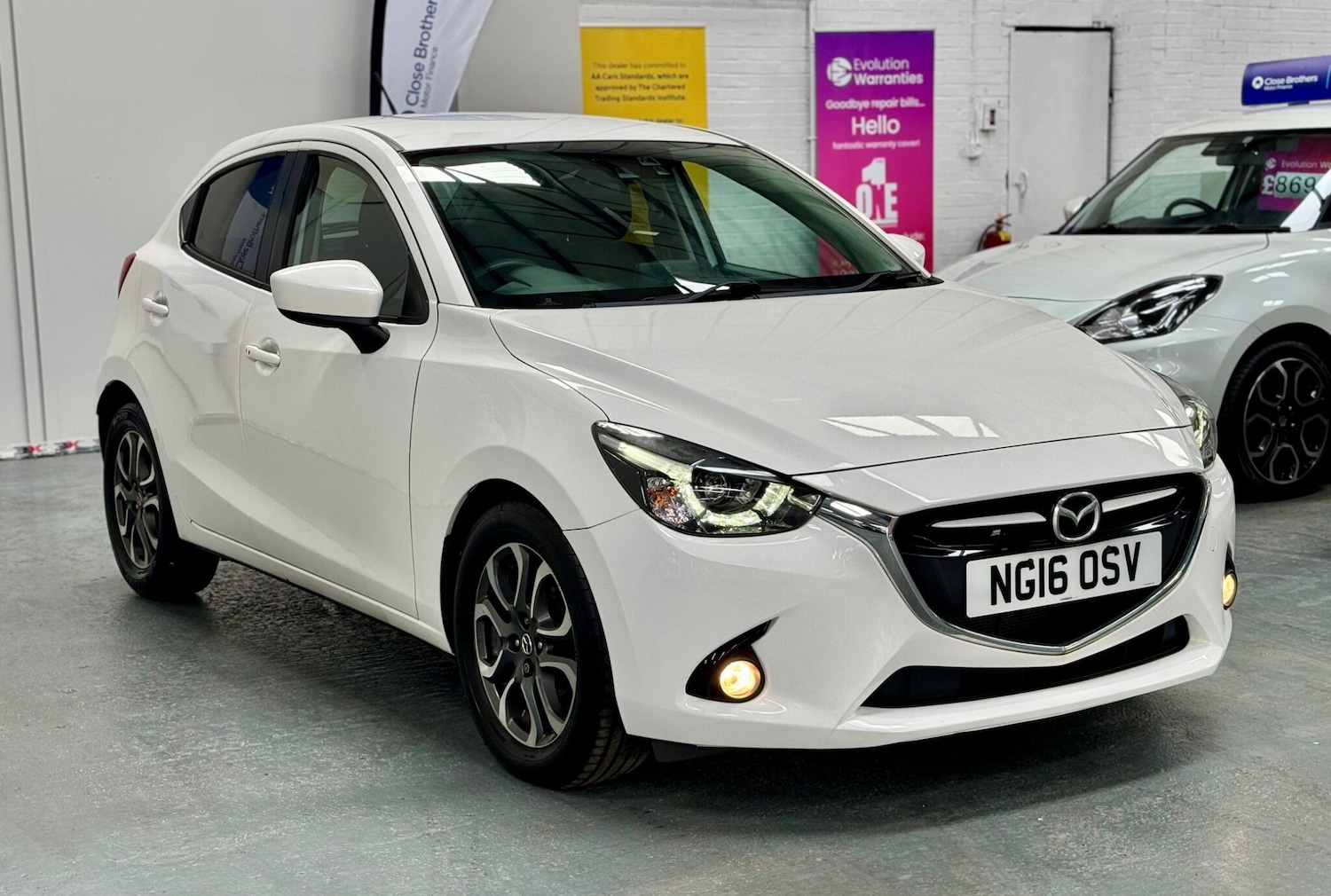 Used Mazda Mazda2 2016 for sale - 76327397: Photo 3