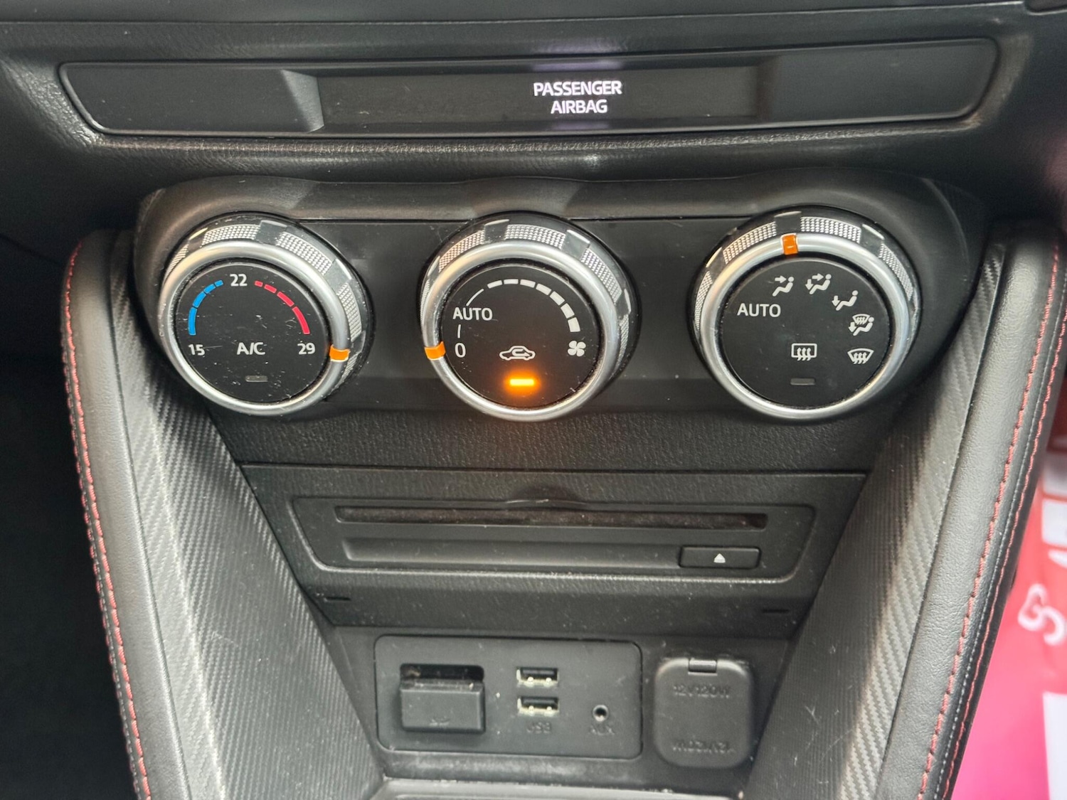 Used Mazda Mazda2 2016 for sale - 76327397: Photo 30