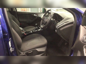 Used Ford Focus 2016 for sale - 77395757: Photo