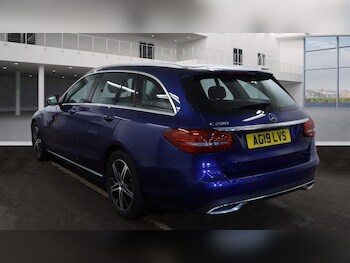 Used Mercedes-Benz C Class 2019 for sale - 77510145: Photo