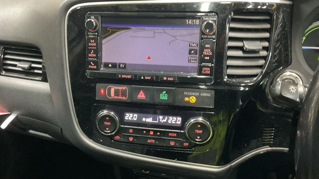 Used Mitsubishi Outlander 2017 for sale - 77097940: Photo 13