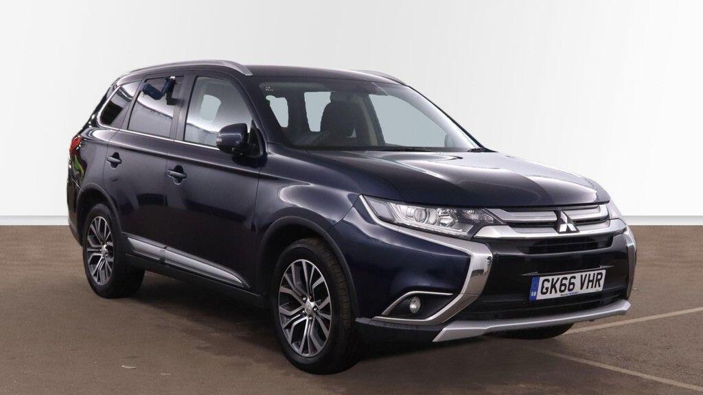 Used Mitsubishi Outlander 2016 for sale - 77081869: Photo 2