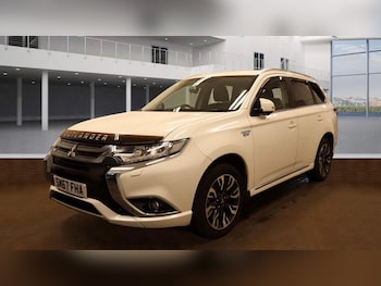 Used Mitsubishi Outlander 2018 for sale - 76326079: Photo 2
