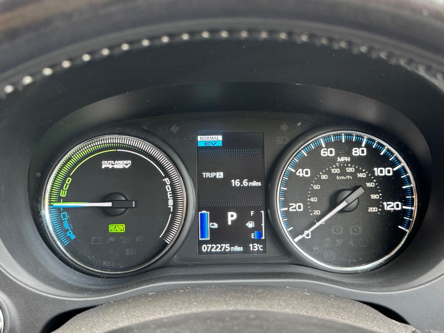 Used Mitsubishi Outlander 2018 for sale - 76326079: Photo 53