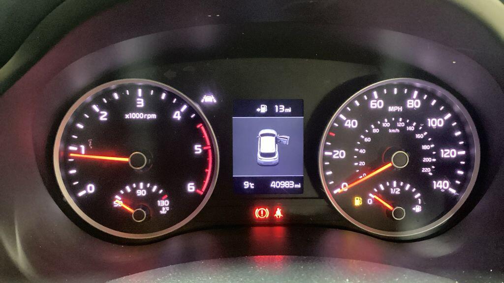 Used Kia Stonic 2019 for sale - 77057633: Photo 11