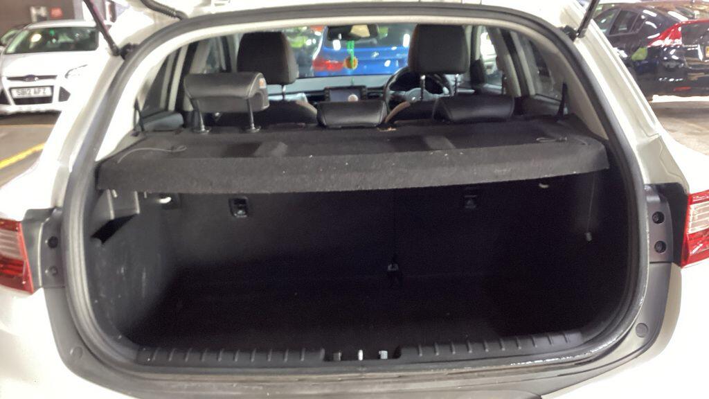 Used Kia Stonic 2019 for sale - 77057633: Photo 9