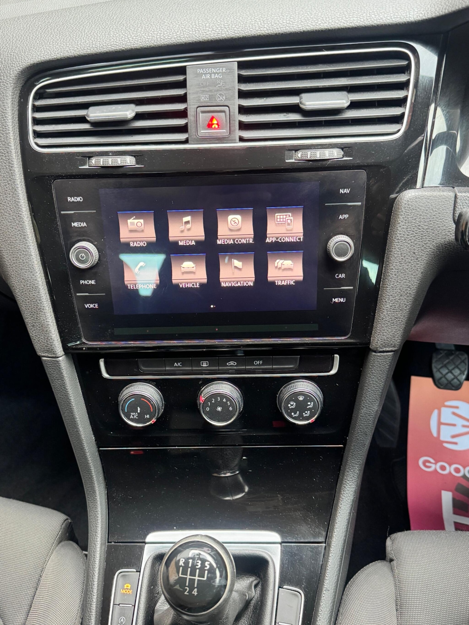 Used Volkswagen Golf 2017 for sale - 76912668: Photo 24