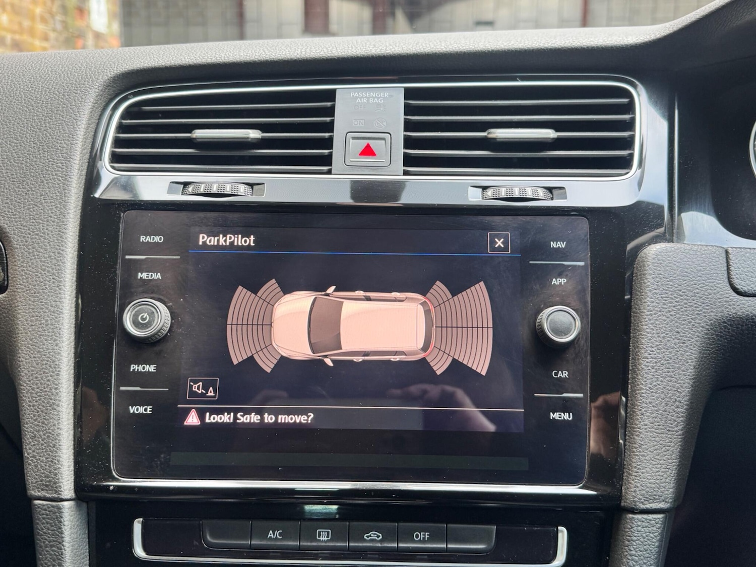 Used Volkswagen Golf 2017 for sale - 76912668: Photo 29