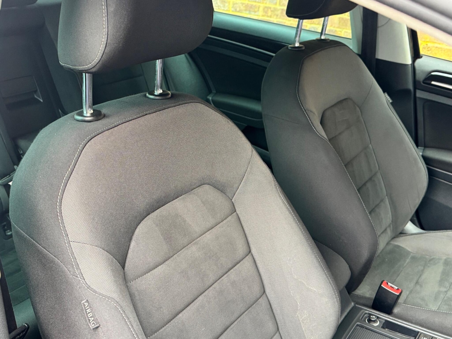 Used Volkswagen Golf 2017 for sale - 76912668: Photo 36