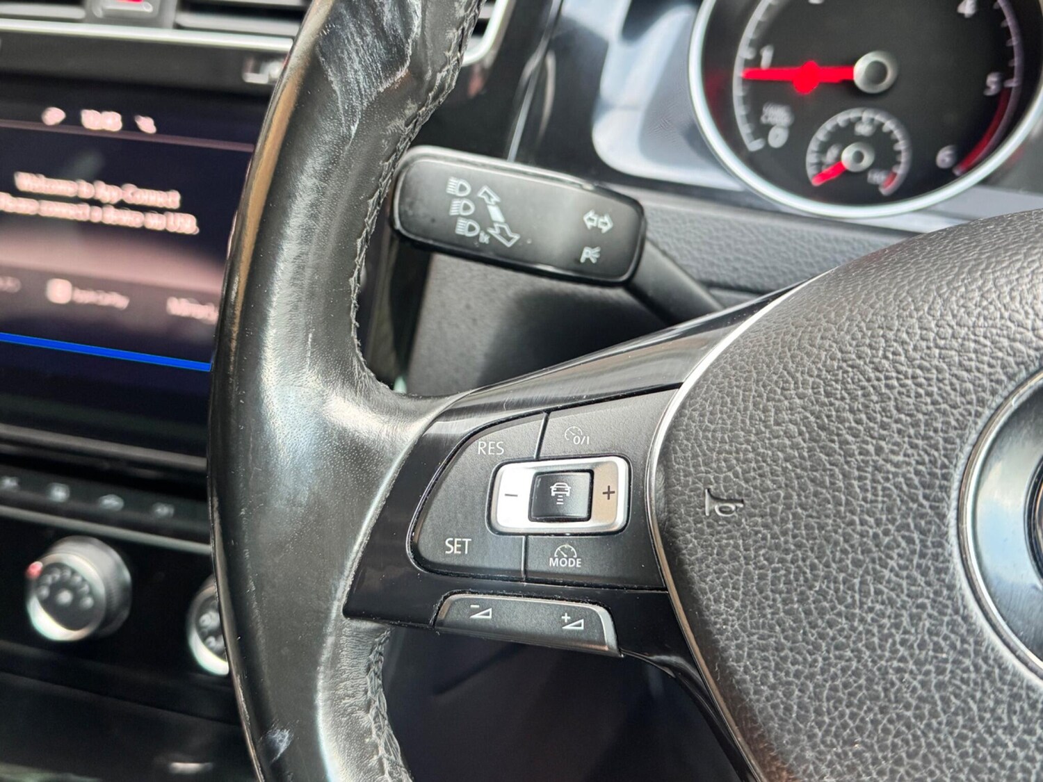 Used Volkswagen Golf 2017 for sale - 76912668: Photo 41