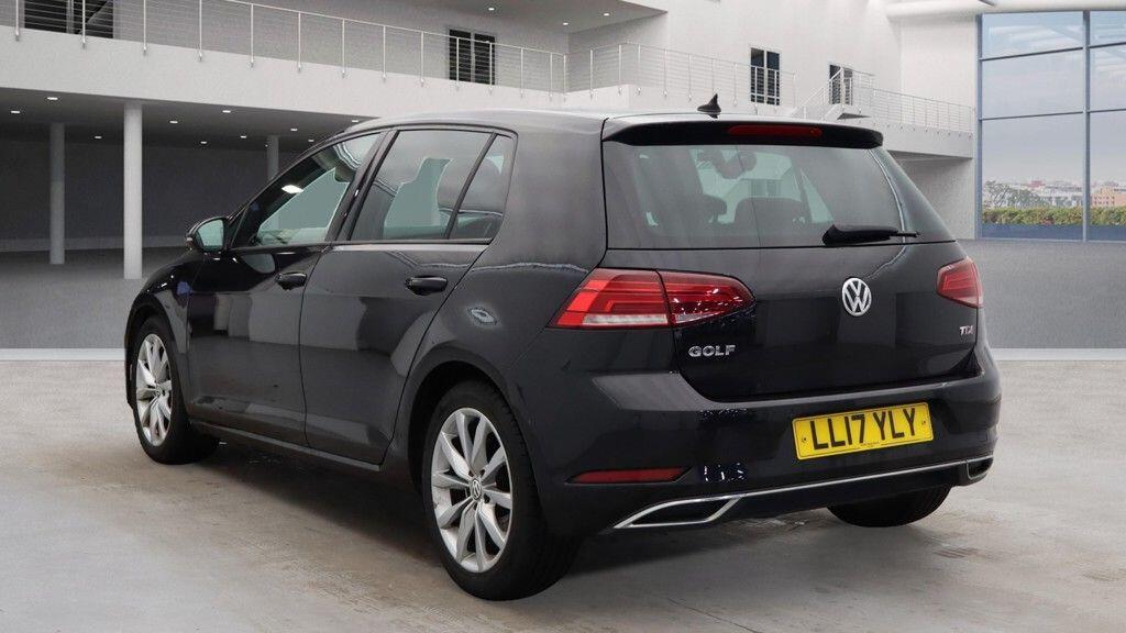 Used Volkswagen Golf 2017 for sale - 76912668: Photo 7