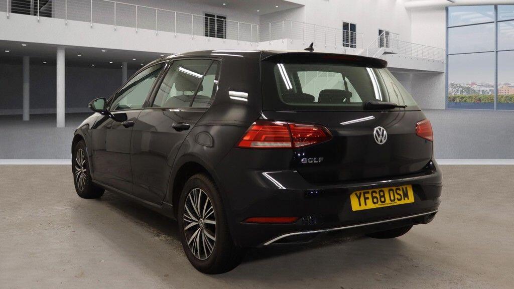 Used Volkswagen Golf 2018 for sale - 76965325: Photo 3