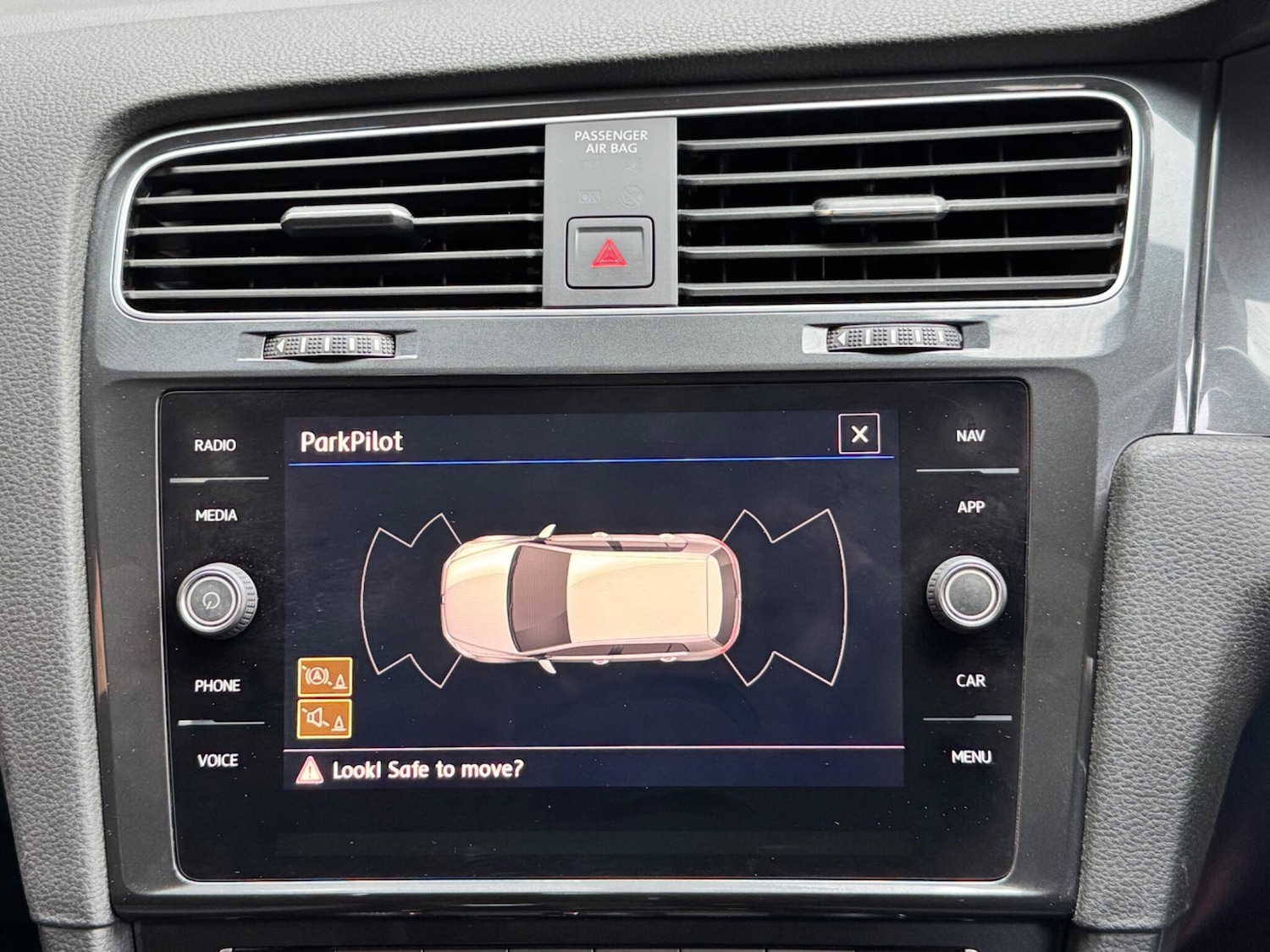 Used Volkswagen Golf 2018 for sale - 76965325: Photo 31