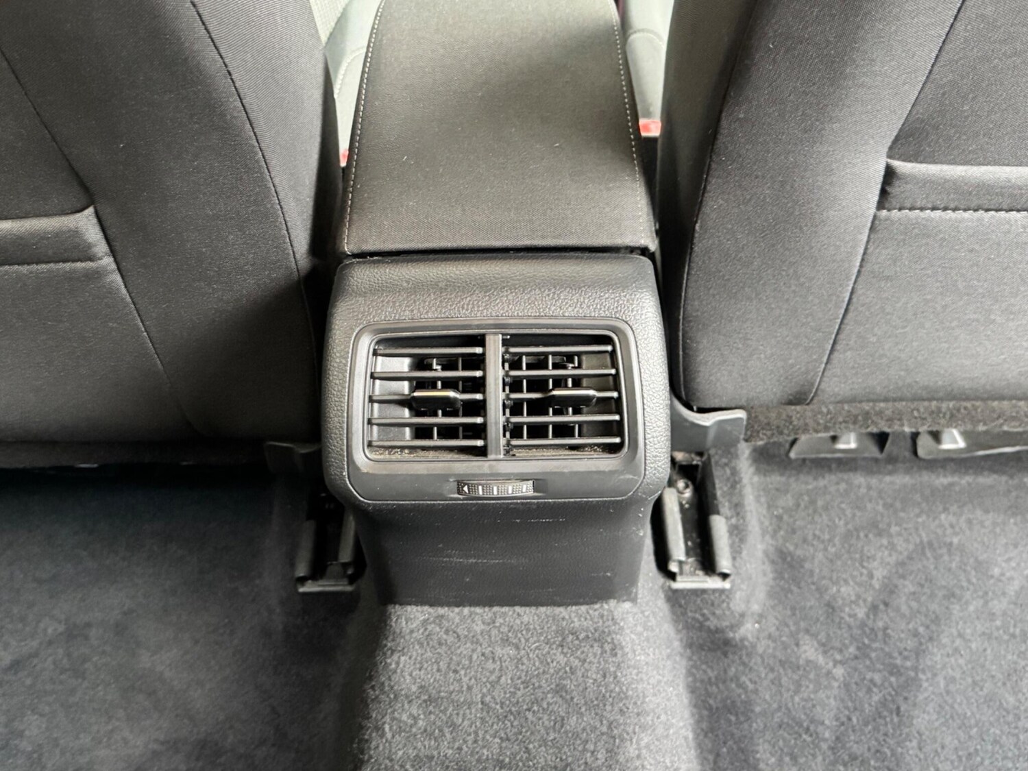 Used Volkswagen Golf 2018 for sale - 76965325: Photo 36