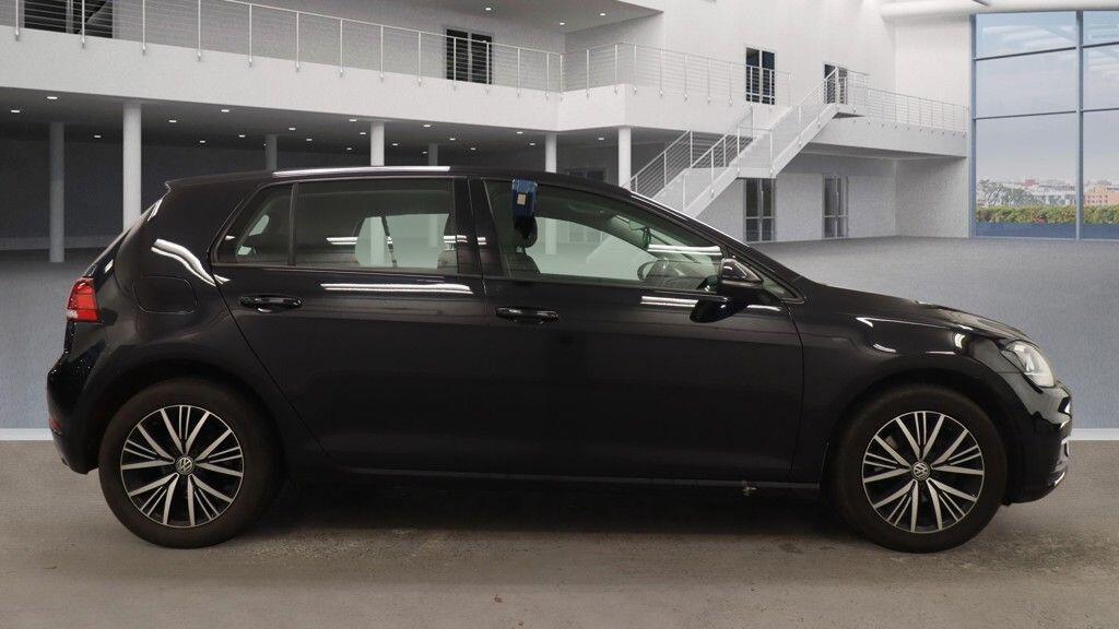 Used Volkswagen Golf 2018 for sale - 76965325: Photo 7