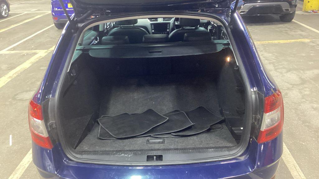 Used Skoda Octavia 2018 for sale - 76714854: Photo 8