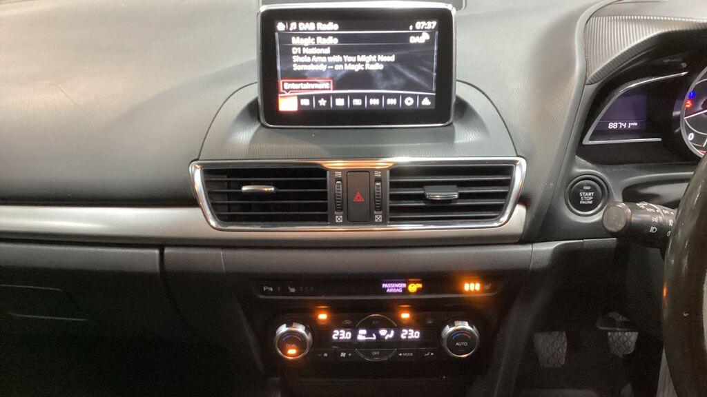 Used Mazda Mazda3 2016 for sale - 76667296: Photo 11