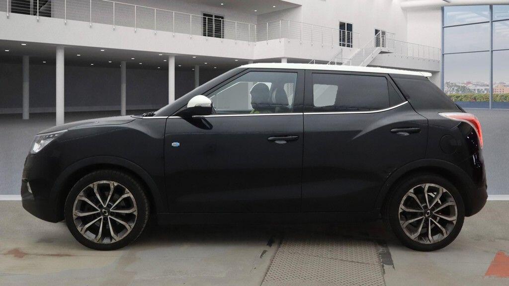 Used Ssangyong Tivoli for sale - 76472633: Photo 10