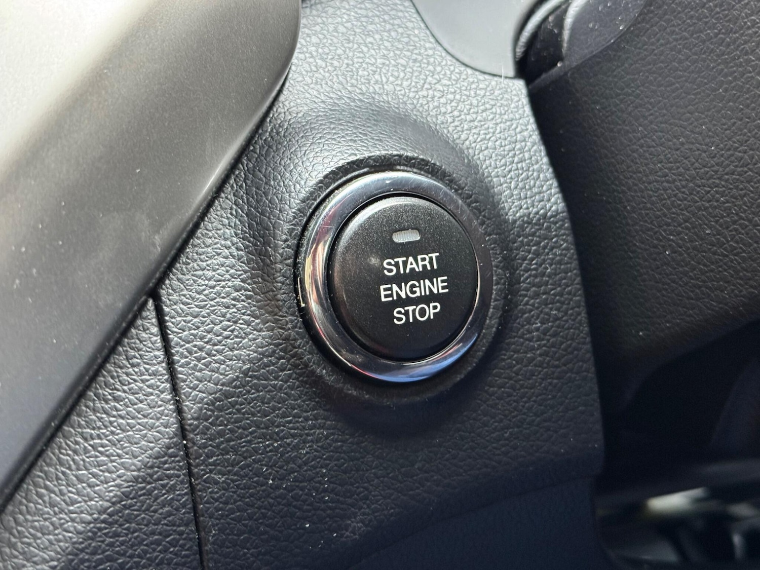 Used Ssangyong Tivoli 2019 for sale - 76472633: Photo 32