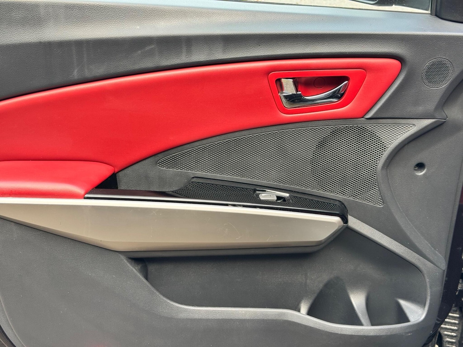 Used Ssangyong Tivoli 2019 for sale - 76472633: Photo 35