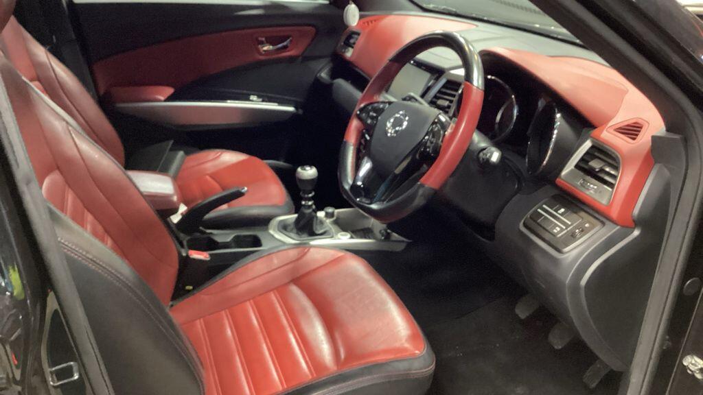 Used Ssangyong Tivoli for sale - 76472633: Photo 4